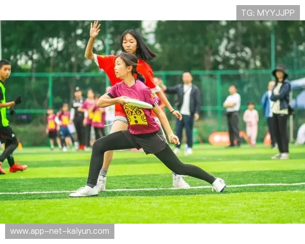 海峡两岸极限飞盘交流赛,促进友谊的运动盛会,极限飞盘运动的比赛场地 海峡两岸极限飞盘交流赛,促进友谊的运动盛会,极限飞盘运动的比赛场地